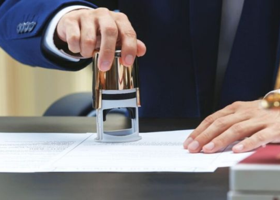 Certified translation experts assisting international businesses